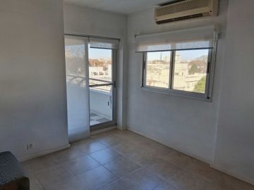 Venta Semipiso de 4 ambientes