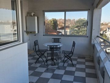 Venta Semipiso de 4 ambientes