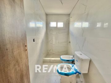 VENTA DPTO PB 3AMB. C/JARDIN CHIC PILAR FINANCIAC.