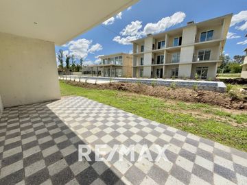 VENTA DPTO PB 3AMB. C/JARDIN CHIC PILAR FINANCIAC.