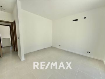 VENTA DPTO PB 3AMB. C/JARDIN CHIC PILAR FINANCIAC.