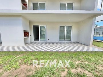 VENTA DPTO PB 3AMB. C/JARDIN CHIC PILAR FINANCIAC.