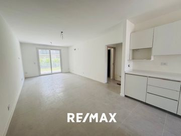VENTA DPTO PB 3AMB. C/JARDIN CHIC PILAR FINANCIAC.