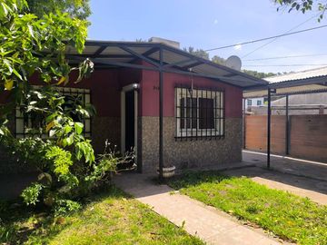 VENTA CASA TORTUGUITAS A REFACCIONAR