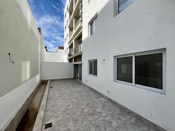Venta Dpto 4 amb V.Devoto PB 2 patios a ESTRENAR