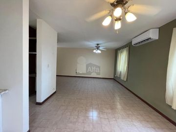 Casa en renta Cumbres 6o sector Monterrey Nuevo Leon