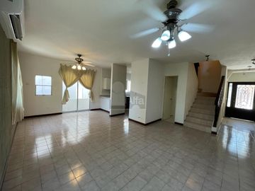 Casa en renta Cumbres 6o sector Monterrey Nuevo Leon