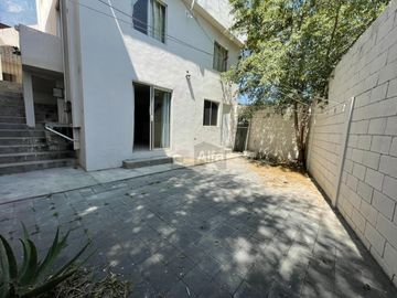 Casa en renta Cumbres 6o sector Monterrey Nuevo Leon