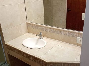 VENTA DEPARTAMENTO 2 AMB  EN VICTORIA C/ BALCON