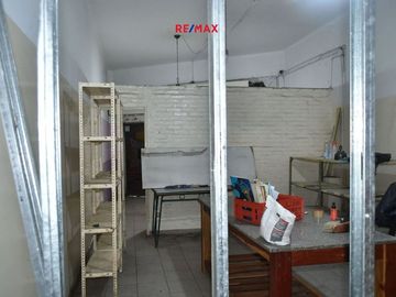 LOTE 699M2 EN VTA C 2 LOCALES+DEPTO+PARQUE+ CASA
