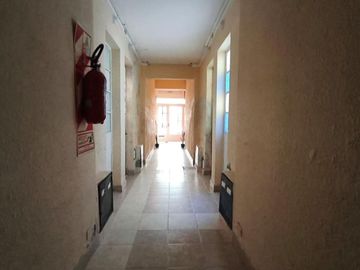 Venta PH dos ambientes patio propio  Beccar