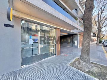 LOCAL 29M2 EN VENTA EN COLEGIALES AMOBLADO