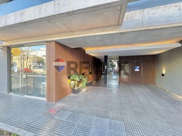 LOCAL 29M2 EN VENTA EN COLEGIALES AMOBLADO