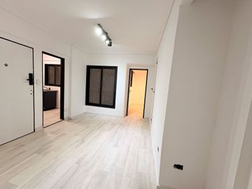 VENTA 2 AMBIENTES LAS CAÑITAS REFACCIONADO