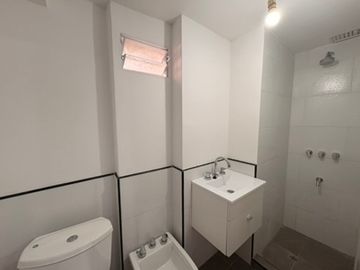 VENTA 2 AMBIENTES LAS CAÑITAS REFACCIONADO