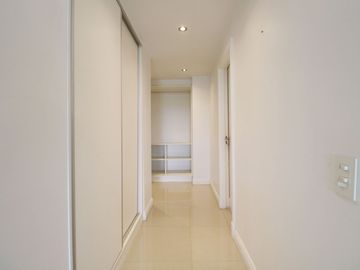 Departamento 3 ambientes en venta en Marinas Golf