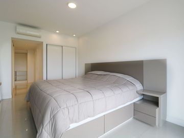 Departamento 3 ambientes en venta en Marinas Golf