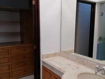 CASA EN RENTA IDEAL PARA CLÍNICA U OFICINAS  EN BENITO JUÁREZ NORTE