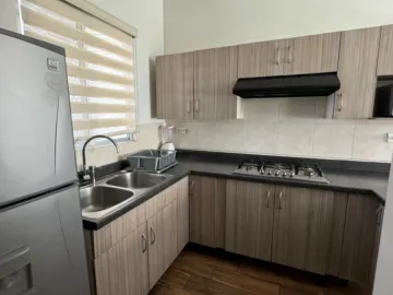 Casa en renta en Valle del Seminario, San Pedro Garza García, Nuevo León