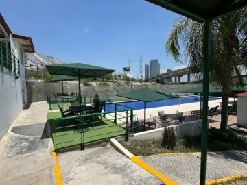 Casa en renta en Valle del Seminario, San Pedro Garza García, Nuevo León