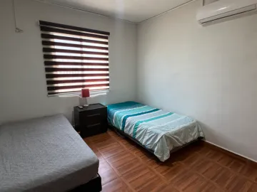 Casa en renta en Valle del Seminario, San Pedro Garza García, Nuevo León