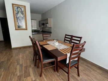 Casa en renta en Valle del Seminario, San Pedro Garza García, Nuevo León