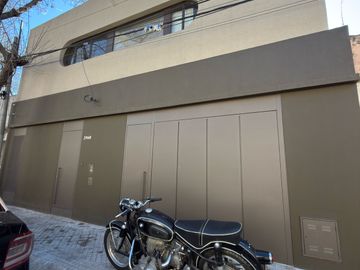 Venta Reciclada  a estrenar Casa 3 dormitorios Patio y pileta Lourdes