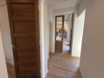 Venta Reciclada  a estrenar Casa 3 dormitorios Patio y pileta Lourdes