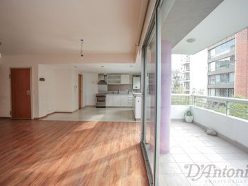 Piso exclusivo en Caballito: 4 ambientes, suite, cochera S.U.M. con parrilla y gran balcón