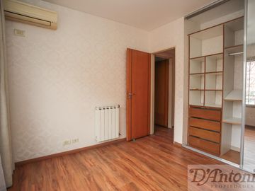 Piso exclusivo en Caballito: 4 ambientes, suite, cochera S.U.M. con parrilla y gran balcón