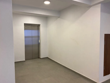 Departamento exterior, bien iluminado cerca de Galerías Atizapán