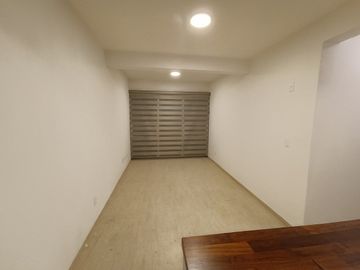 Departamento exterior, bien iluminado cerca de Galerías Atizapán
