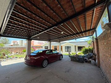 CASA DE 1 PLANTA EN VILLAS DEL MESON, JURIQUILLA, QUERETARO