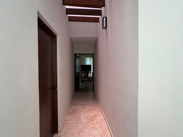 CASA DE 1 PLANTA EN VILLAS DEL MESON, JURIQUILLA, QUERETARO