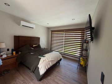 CASA DE 1 PLANTA EN VILLAS DEL MESON, JURIQUILLA, QUERETARO