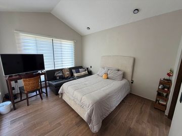 CASA DE 1 PLANTA EN VILLAS DEL MESON, JURIQUILLA, QUERETARO