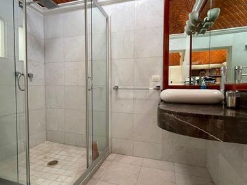 RENTA CASA AMUEBLADA CON LOFT INDEPENDIENTE, LOS FRAILES, SAN MIGUEL DE ALLENDE
