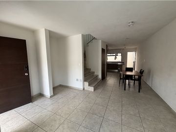 RENTA CASA MISION MONTEJO CIUDAD DEL SOL