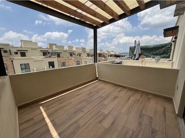 RENTA CASA MISION MONTEJO CIUDAD DEL SOL