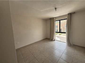 RENTA CASA MISION MONTEJO CIUDAD DEL SOL