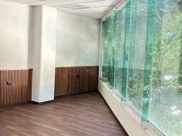 Edificio en venta y renta en Amor
