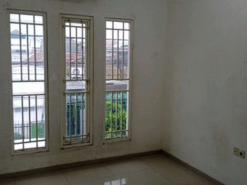 JL. Lebak indah asrih