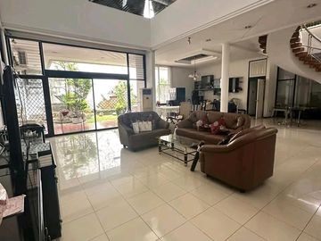 raya satelit surabaya