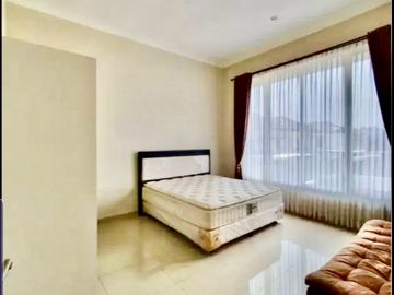 DIJUAL DISEWAKAN RUMAH ROYAL RESIDENCE 4KT 2LT FURNISH DEKAT PAKUWON MALL
