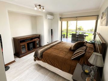 Casa en arriendo  en LO BARNECHEA