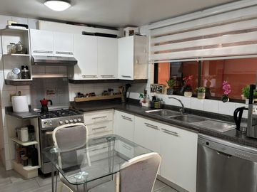 Casa en venta  en HUECHURABA