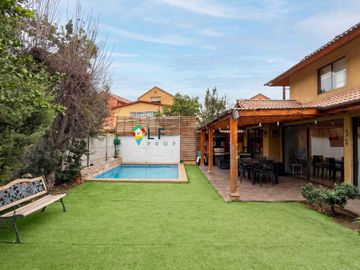 Casa en venta  en HUECHURABA