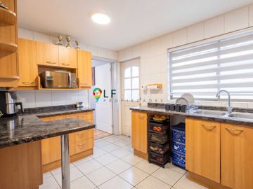 Casa en venta  en HUECHURABA