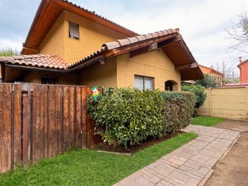 Casa en venta  en HUECHURABA