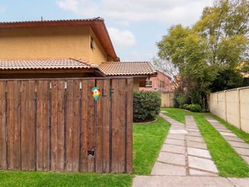 Casa en venta  en HUECHURABA